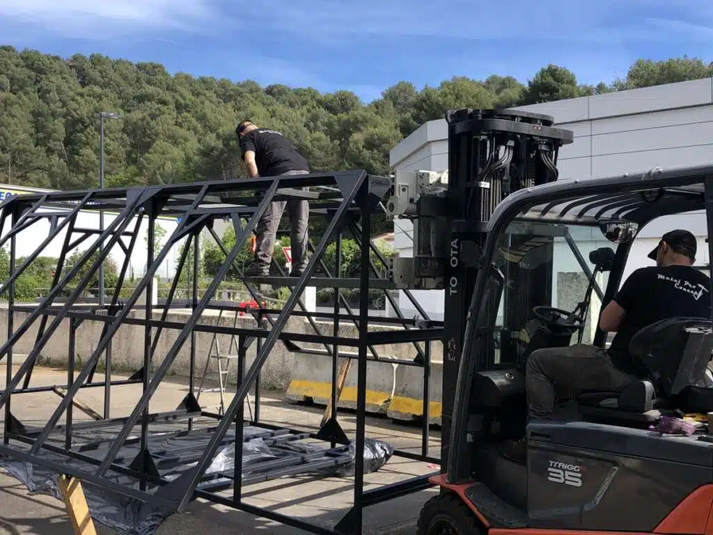 Assemblage de la structure du démonstrateur TULIPE